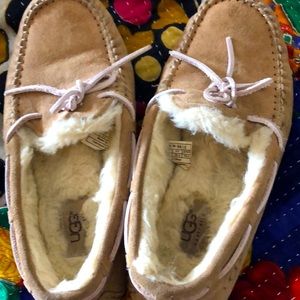 UGG driving slippers